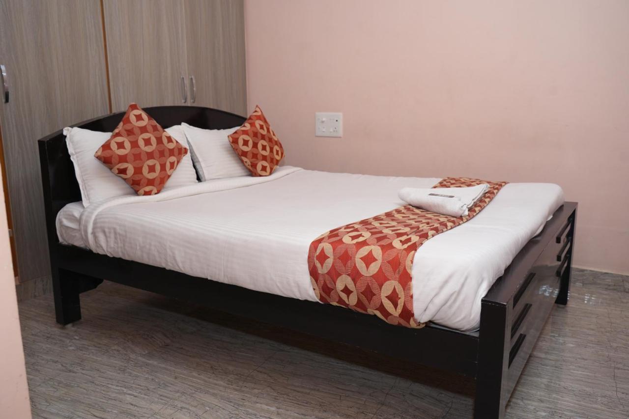 Alexa Home Stay Tirupati Buitenkant foto